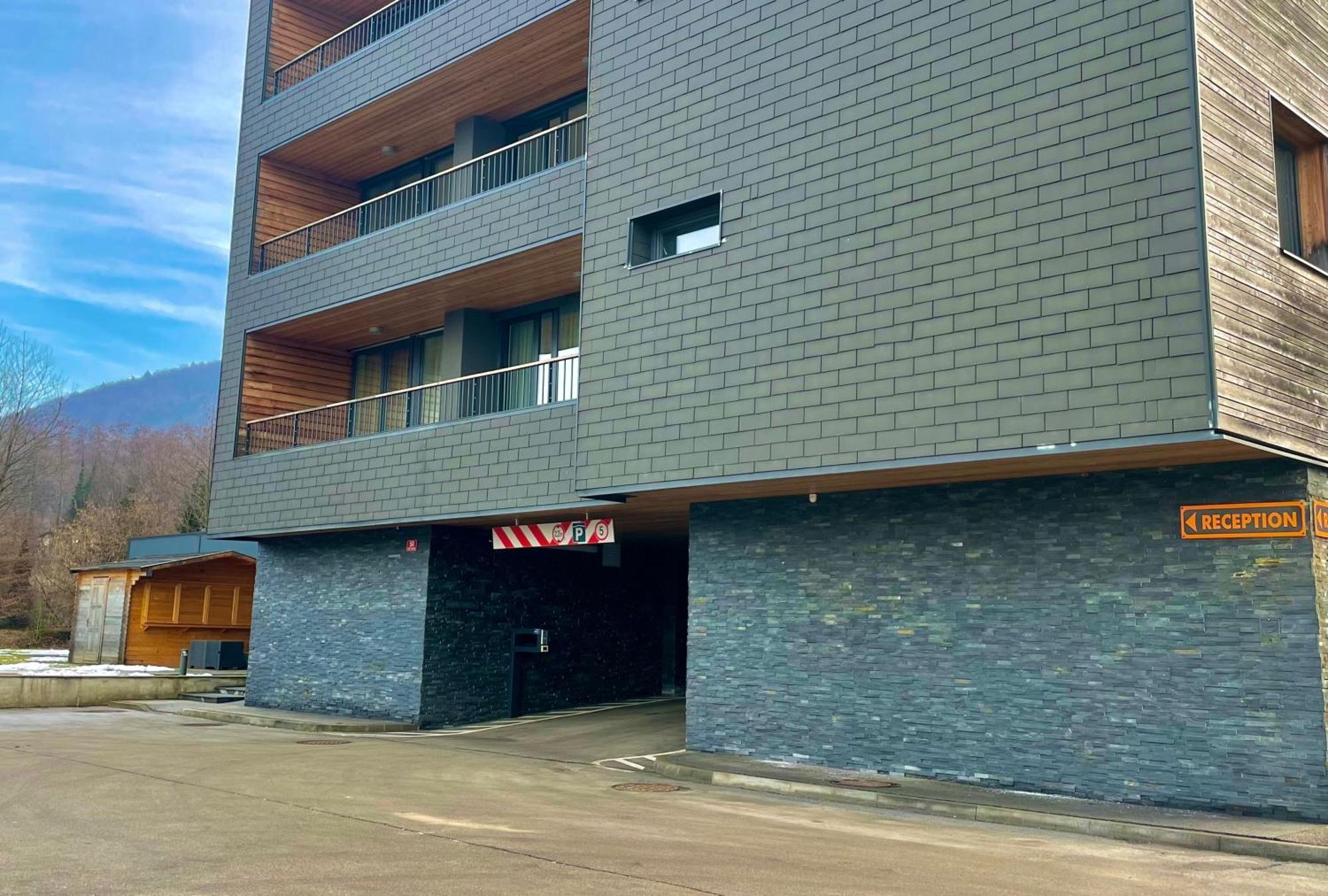 Duplex Delight 18 Mari * Pekre