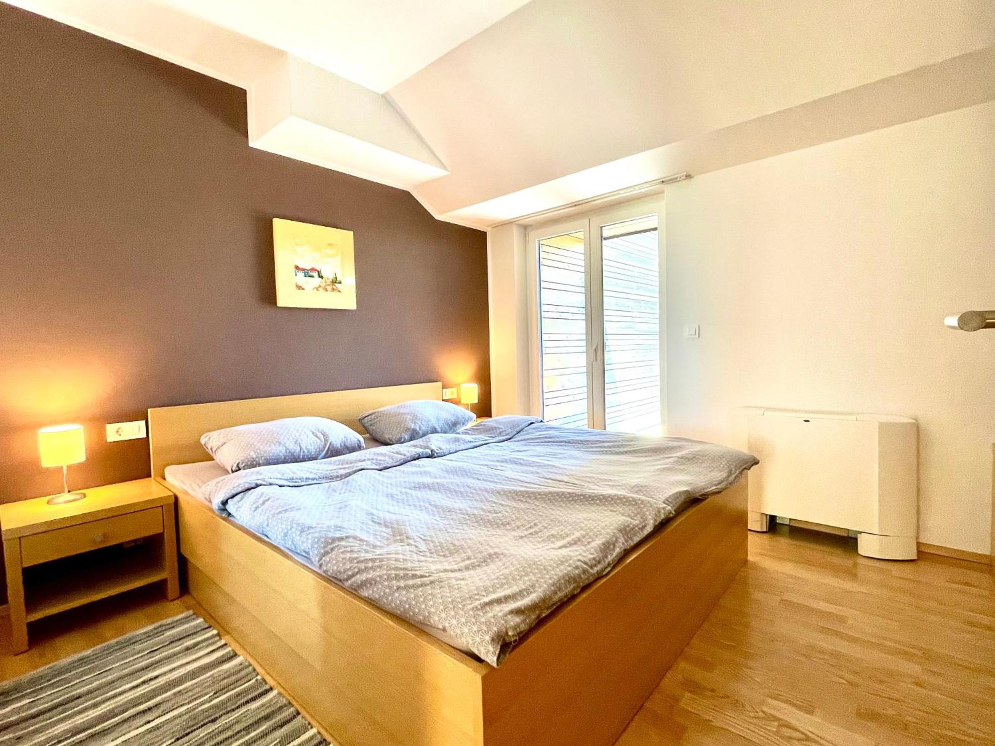 Apartment Duplex Delight 18 Mari