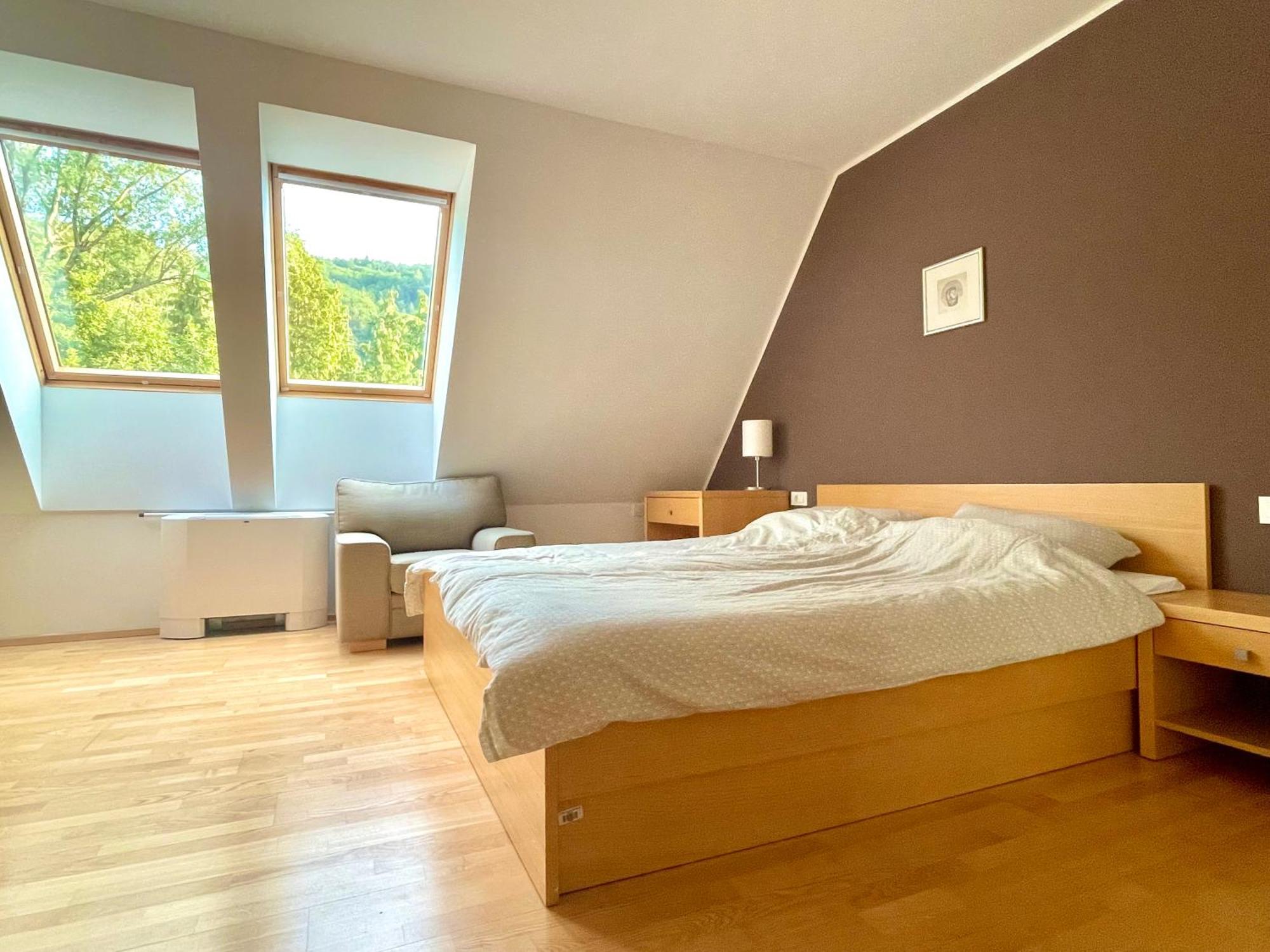 Apartment Duplex Delight 18 Mari